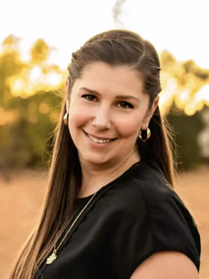 Katie-Kanowsky-683x1024 Katie-Kanowsky-683x1024