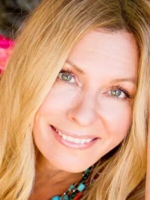 kimberly-faculty-768x532 kimberly-faculty-768x532